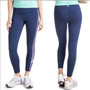 Vineyard Vines navy performance leggings